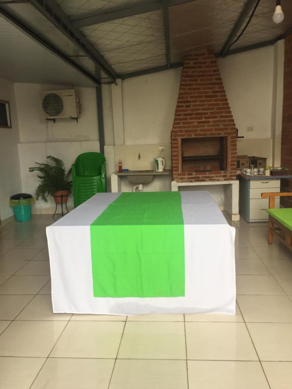 הוסטל Encarnación Helecho'S Hostal מראה חיצוני תמונה