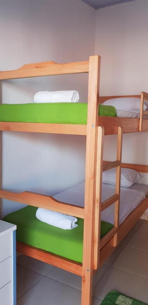 הוסטל Encarnación Helecho'S Hostal מראה חיצוני תמונה